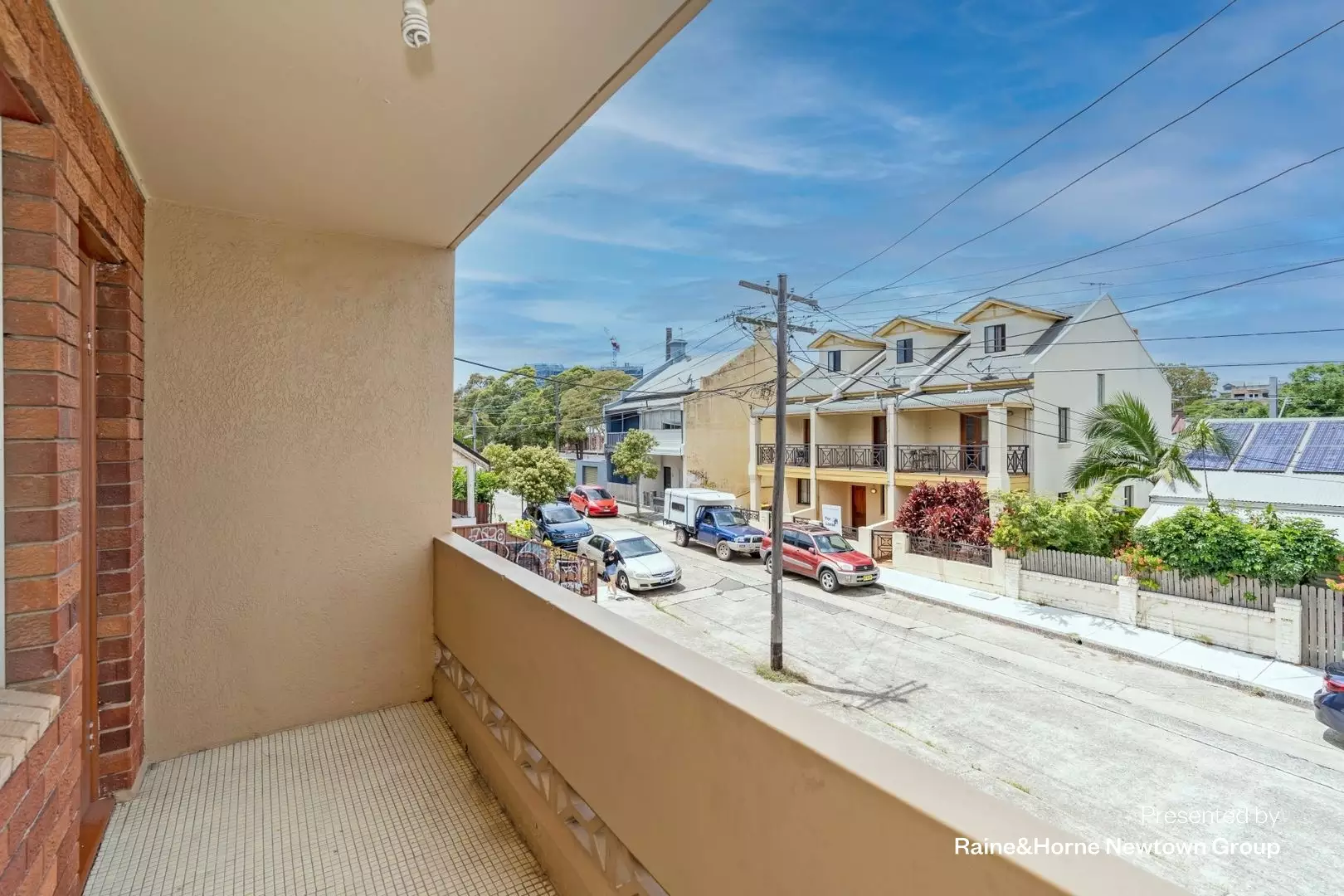 4/63-69 Lord Street, Newtown Leased by Raine & Horne Newtown - image 1