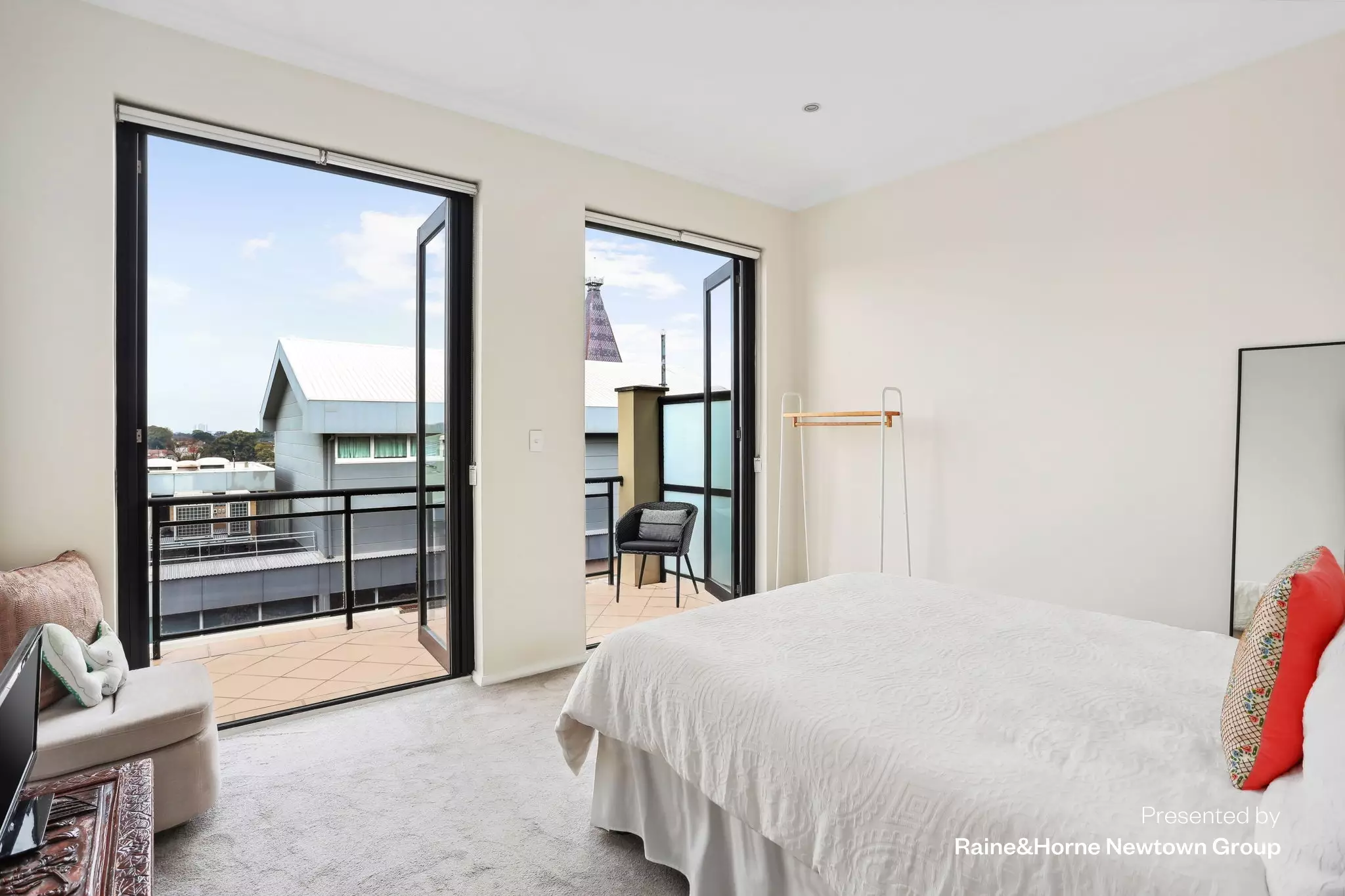 6/19-21 Middleton Street, Petersham For Lease by Raine & Horne Newtown - image 1