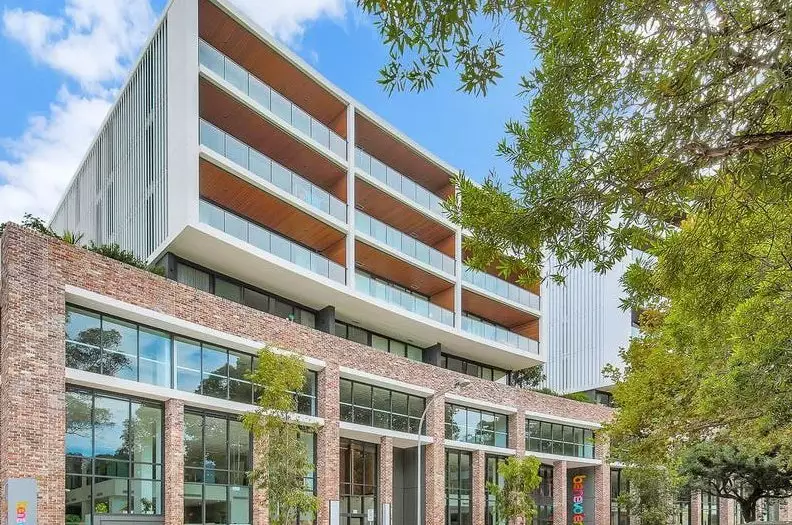 705/2F Wentworth Park Road, Glebe Leased by Raine & Horne Newtown - image 1