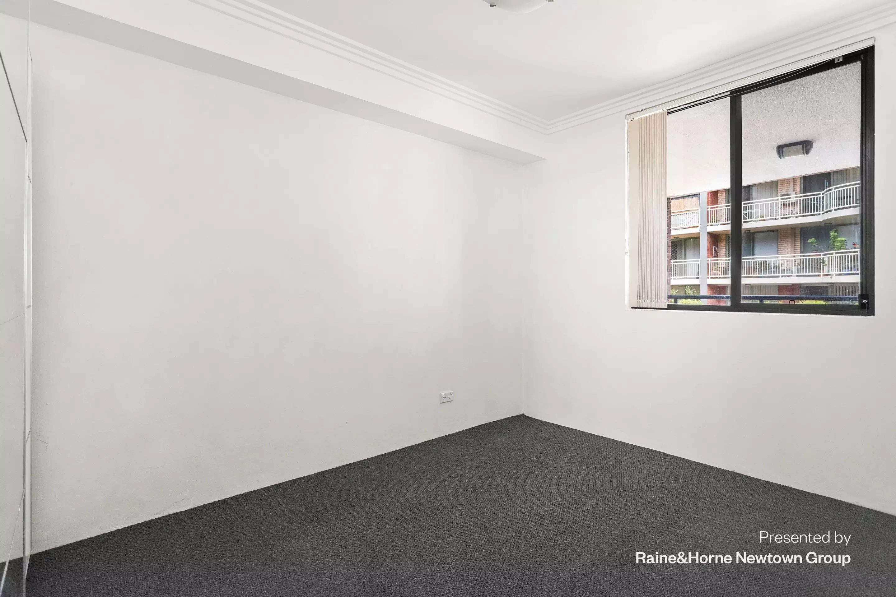 10/144-152 Regent Street, Redfern Auction by Raine & Horne Newtown - image 1