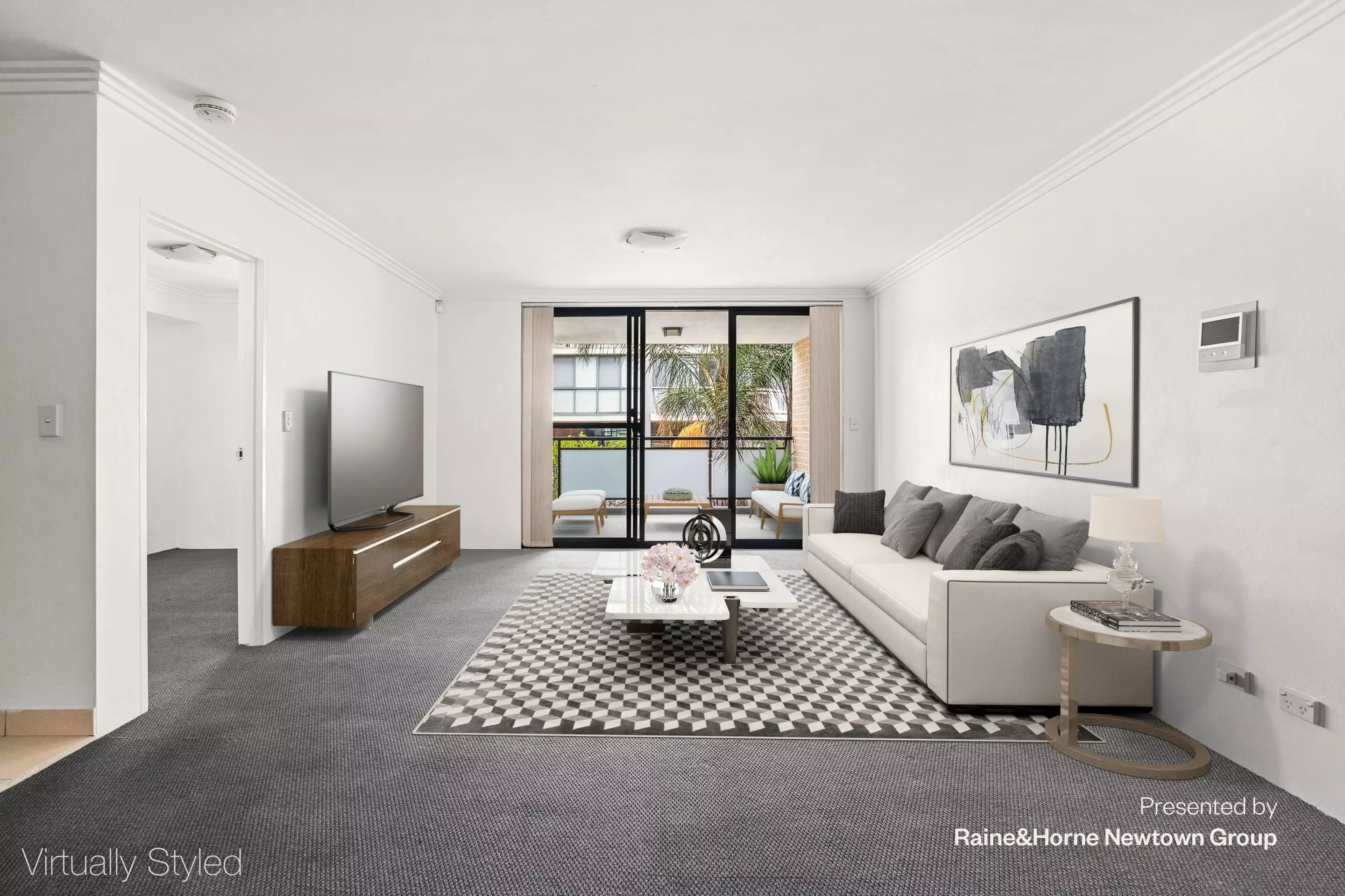 10/144-152 Regent Street, Redfern Auction by Raine & Horne Newtown - image 1