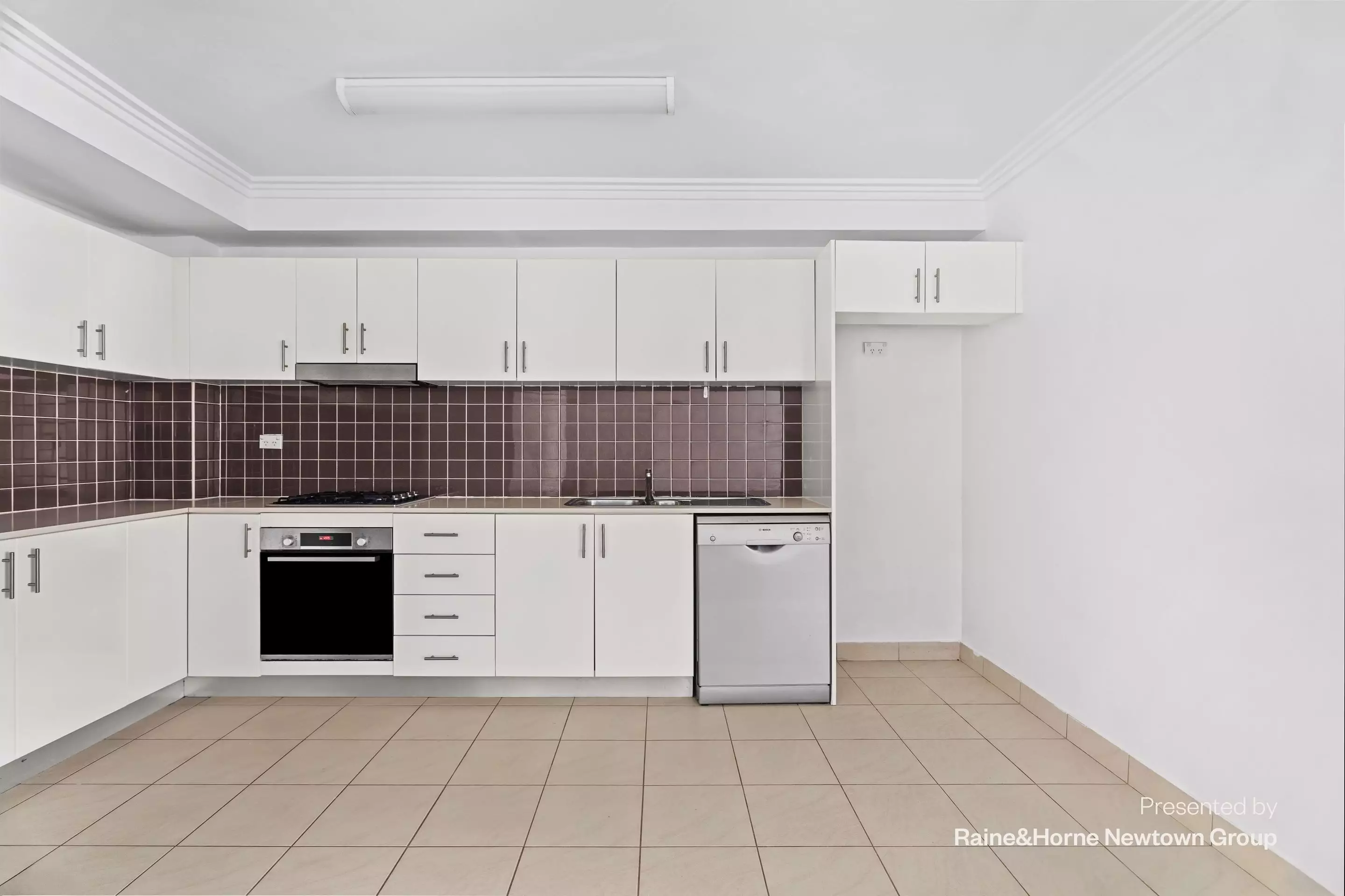 10/144-152 Regent Street, Redfern Auction by Raine & Horne Newtown - image 1