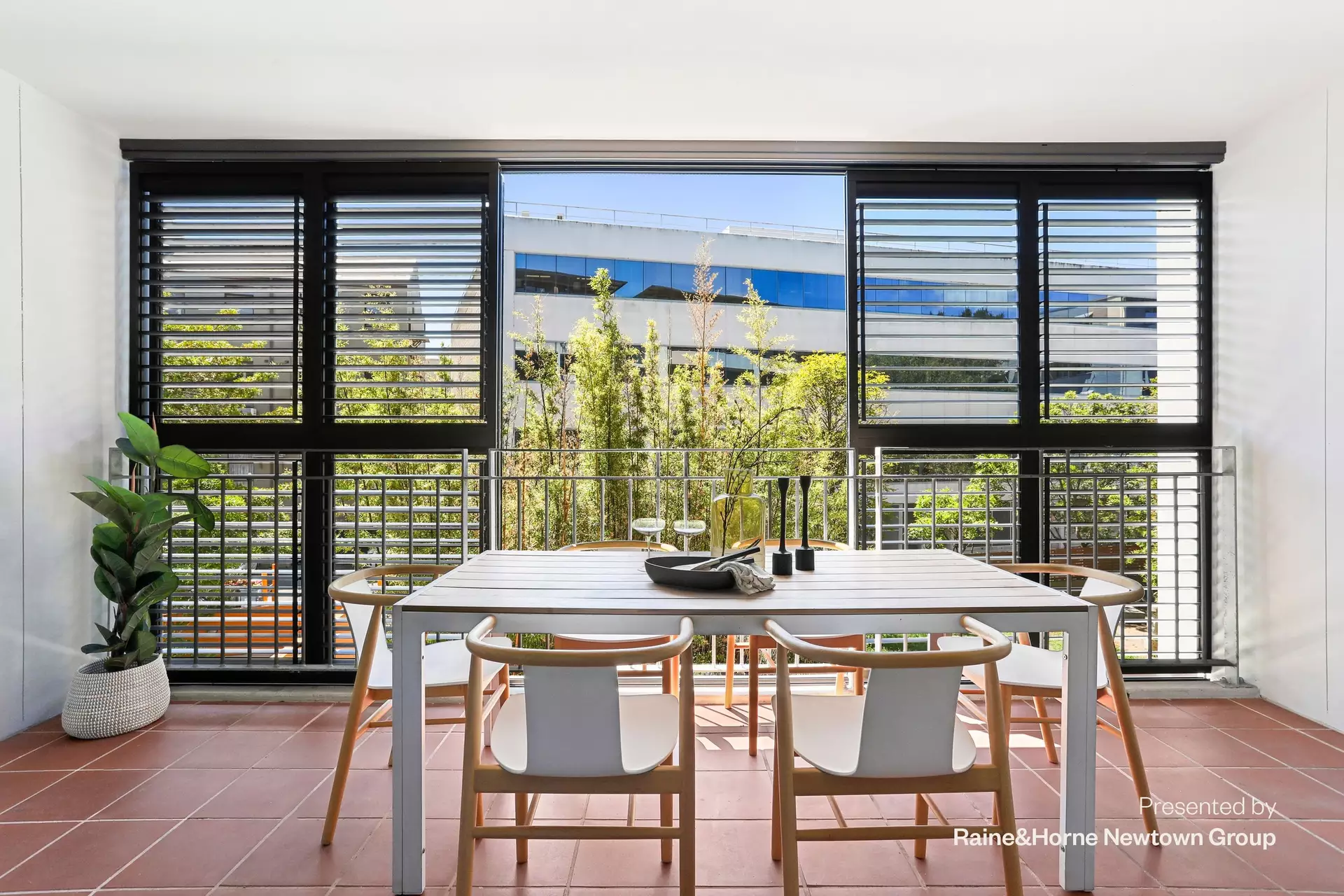 53/3-13 Erskineville Road, Newtown Auction by Raine & Horne Newtown - image 1