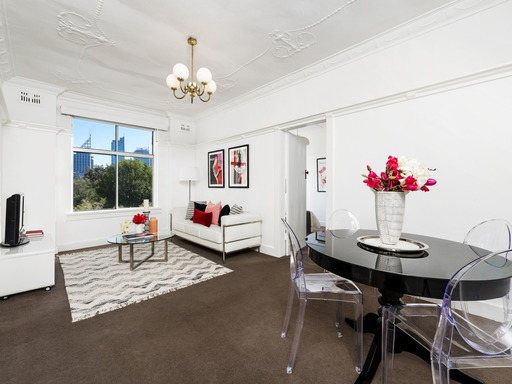 3/5 Wylde Street, Potts Point Sold by Raine & Horne Newtown