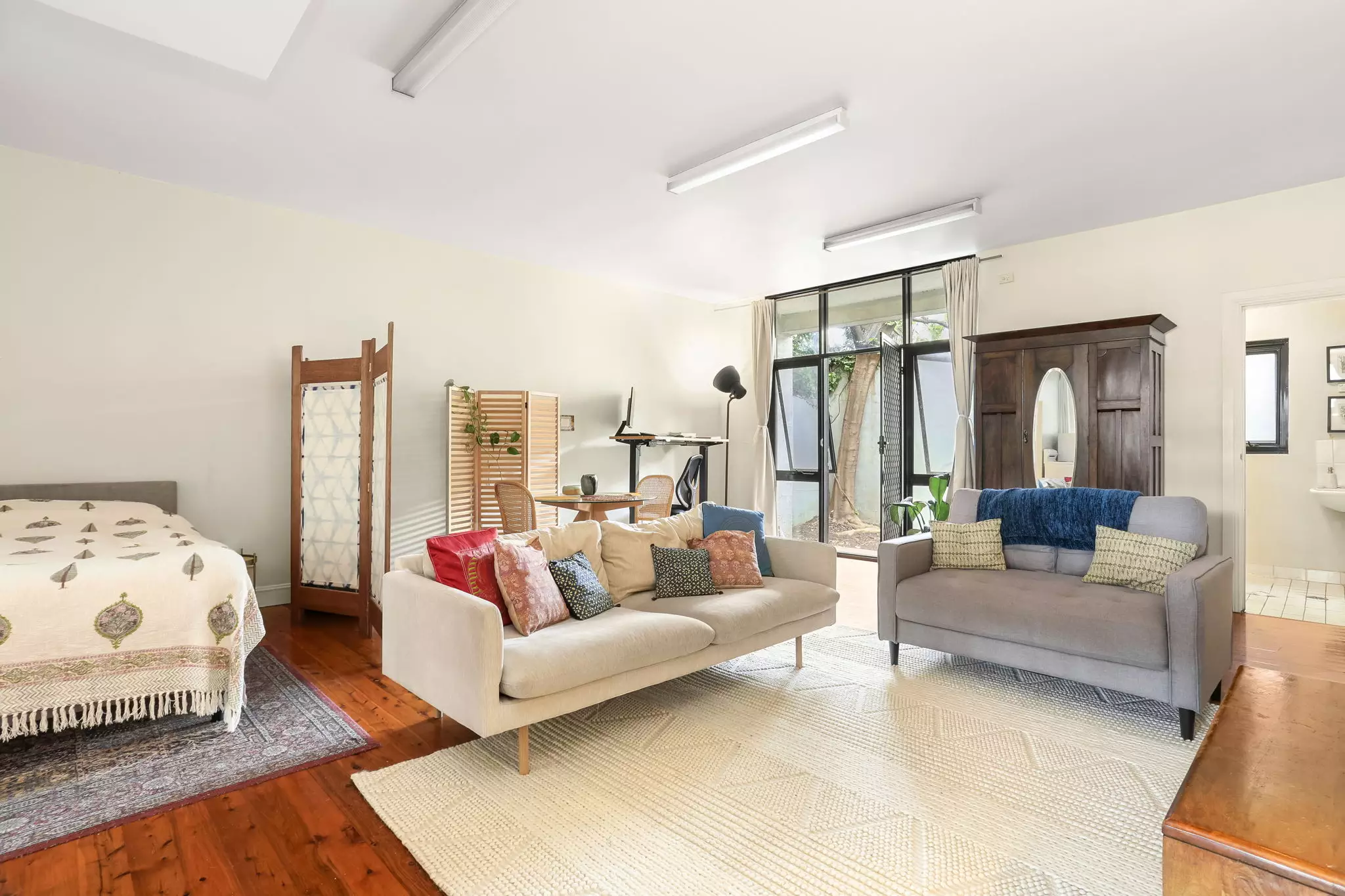 3a/1a Little Commodore Street, Newtown For Lease by Raine & Horne Newtown - image 1