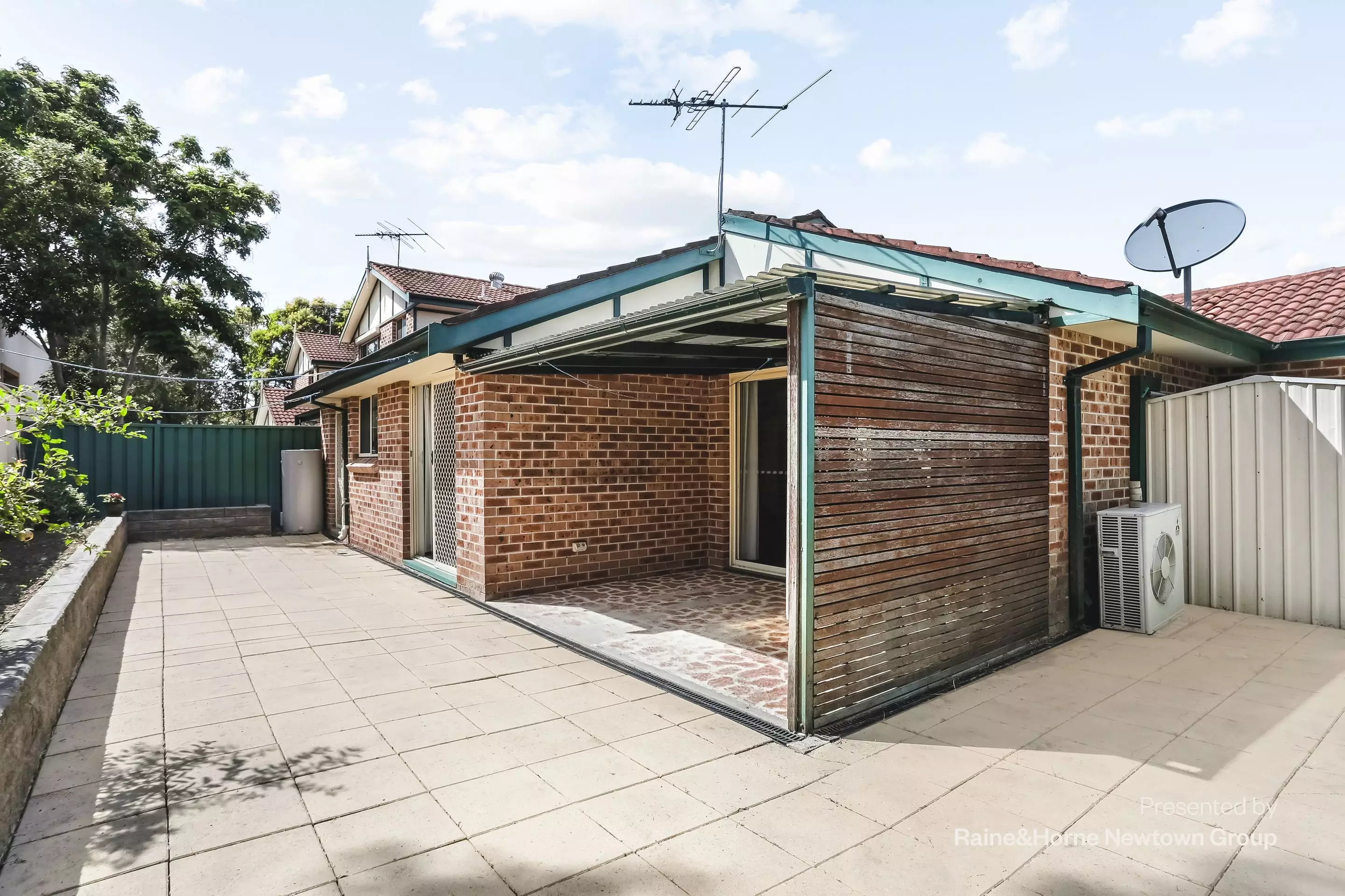 3/59 Belmore Road North, Punchbowl Auction by Raine & Horne Newtown - image 1