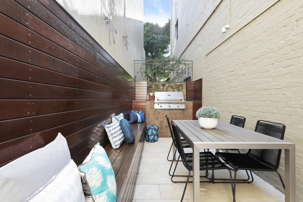 1/222 Wilson Street, Newtown Sold by Raine & Horne Newtown - image 1