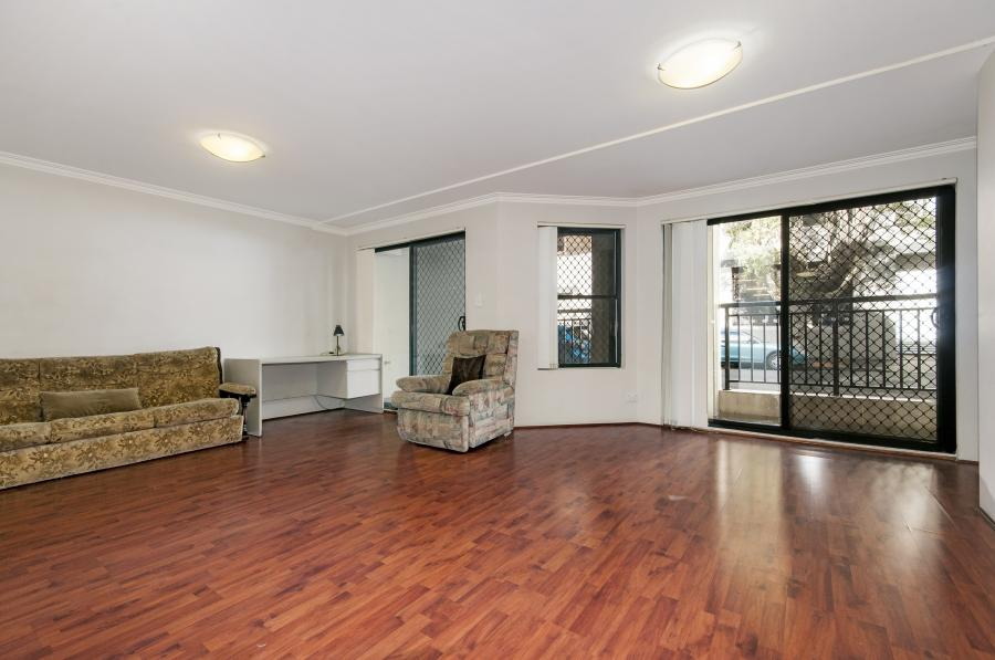 9/1-35 Pine Street, Chippendale Sold by Raine & Horne Newtown - image 1