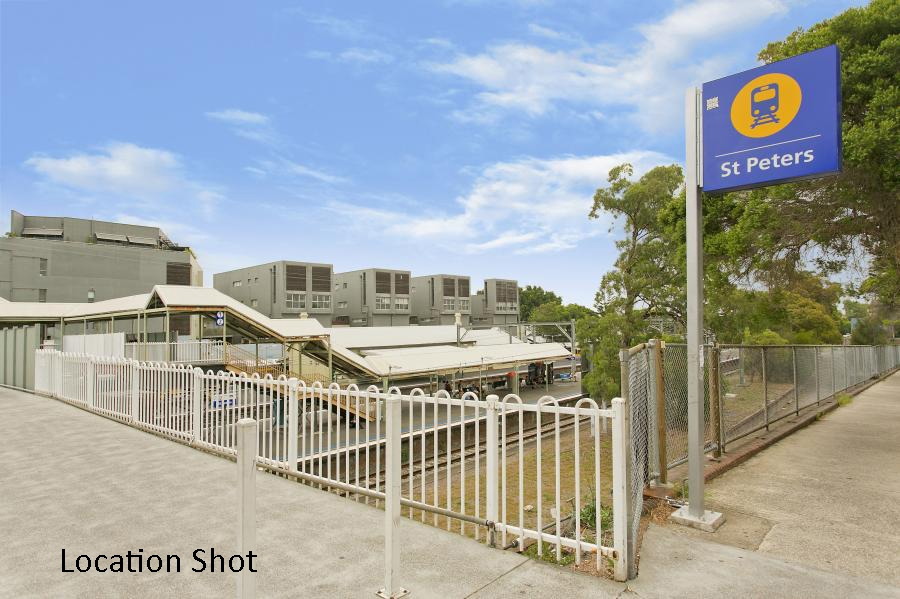 10 Florence Street, St Peters Sold by Raine & Horne Newtown - image 1