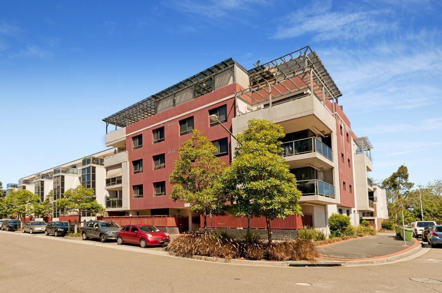 89/49 Henderson Road, Alexandria Sold by Raine & Horne Newtown - image 1