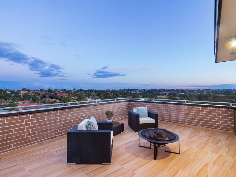 15/261-263 Wardell Road, Marrickville Sold by Raine & Horne Newtown - image 1