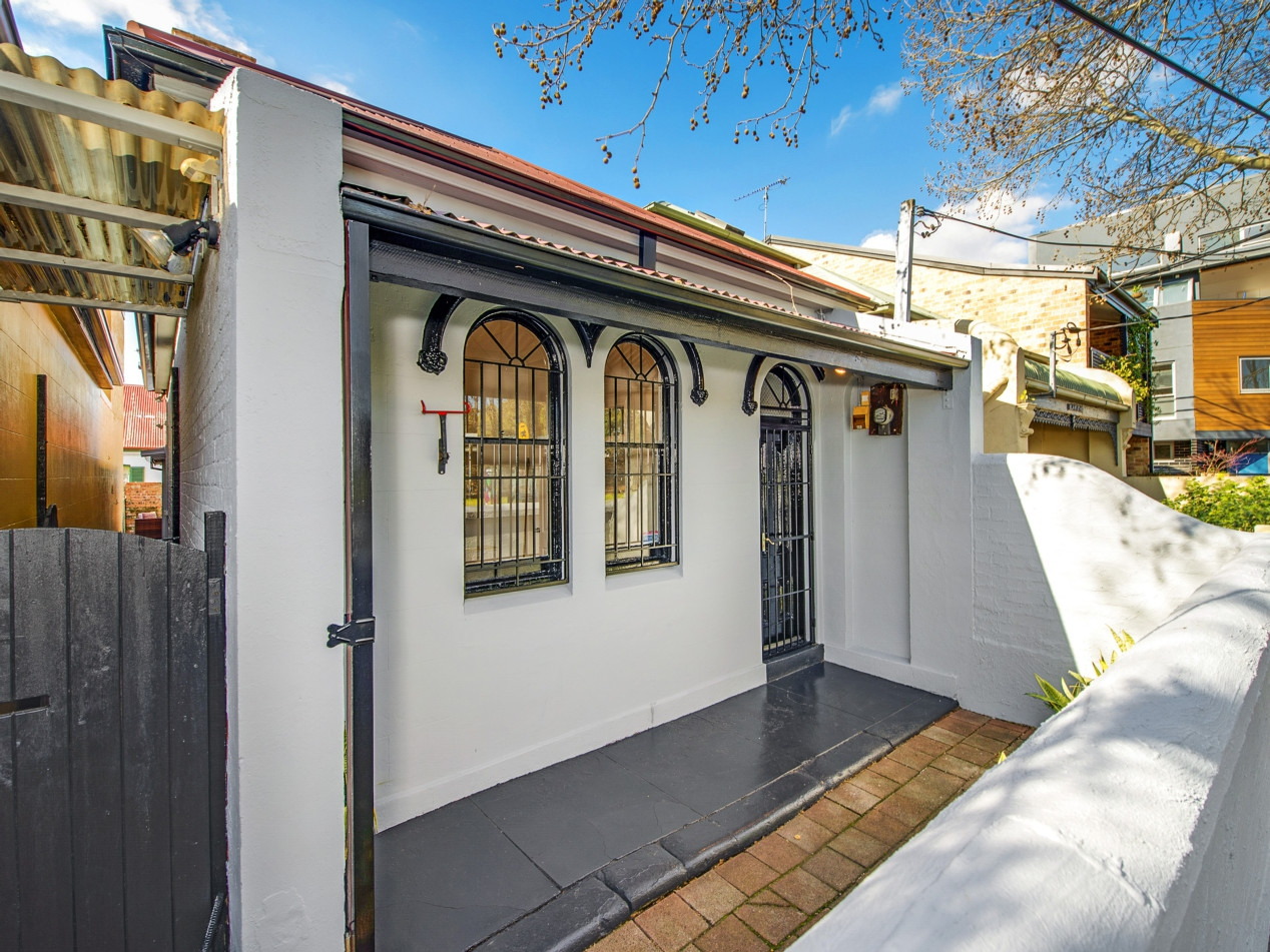 3 Copeland Street, Alexandria Sold by Raine & Horne Newtown - image 1